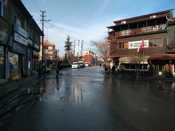 Pazaryeri’nde Caddeler Yıkanıyor