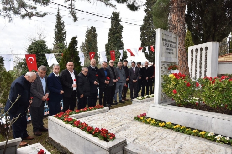 Leyla Atakan Ve Arkadaşları Mezarı Başında Anıldı