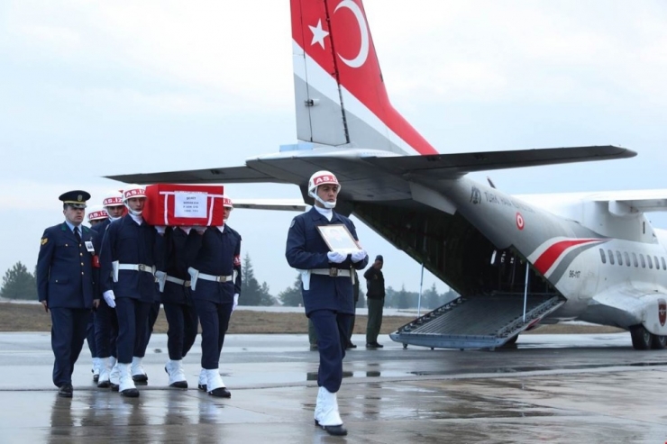 Şehit Serdar Ege’nin Naaşı Eskişehir’e Ulaştı