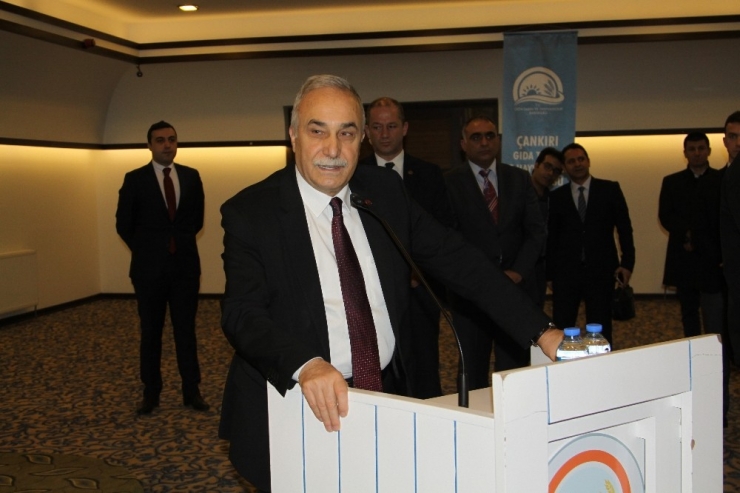 Bakan Fakıbaba: “Vatanımız İçin Canımızı Vermeye Hazırız”