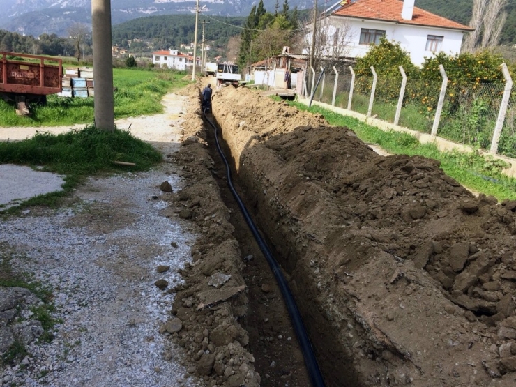 Ataköy’ün İçme Suyu Hatları Yenilendi