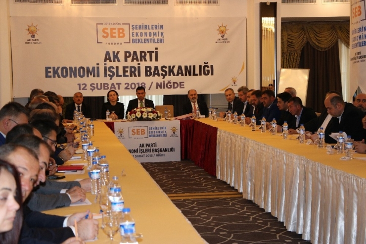 ‘Şehirlerin Ekonomi Beklentileri’ Forumu Düzenledi