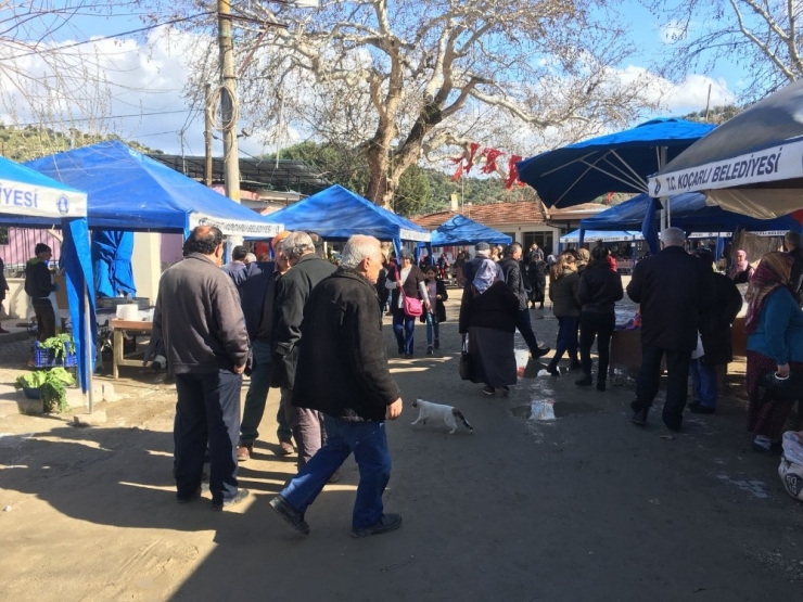 Çakırbeyli Köy Pazarı’nda Panayır Havası Yaşanıyor