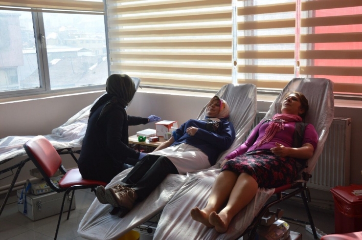 Mhp’den Kan Bağışı