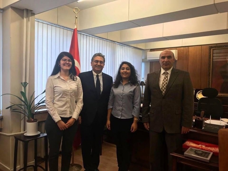 Türk Gönüllülerden Bulgaristan’a Eğitim Yardımı