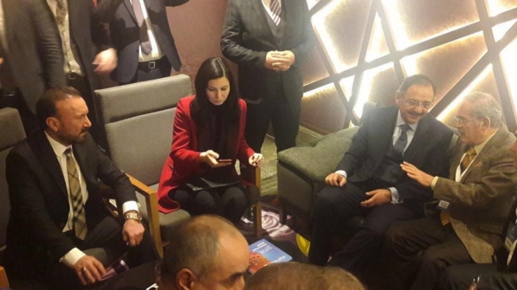 Başkan Doğan Kentsel Tasarım Seminerine Katıldı