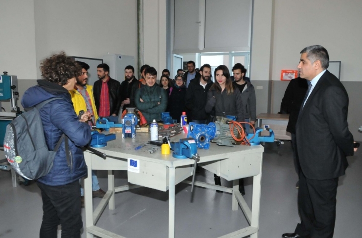 Gso-mem’den Üniversitelilere İşbirliği Teklifi