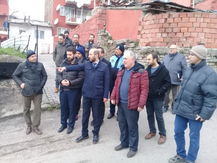 İzmit Belediyesi’nin Mahalle Gezileri Devam Ediyor