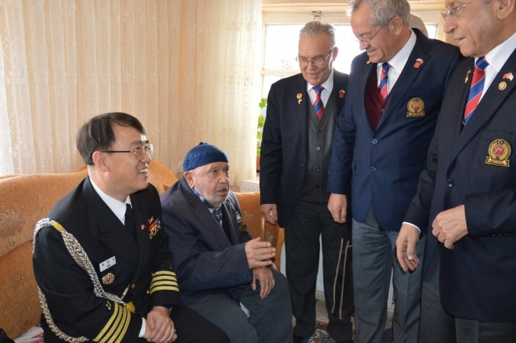 Kore Gazileri Onurlandırıldı