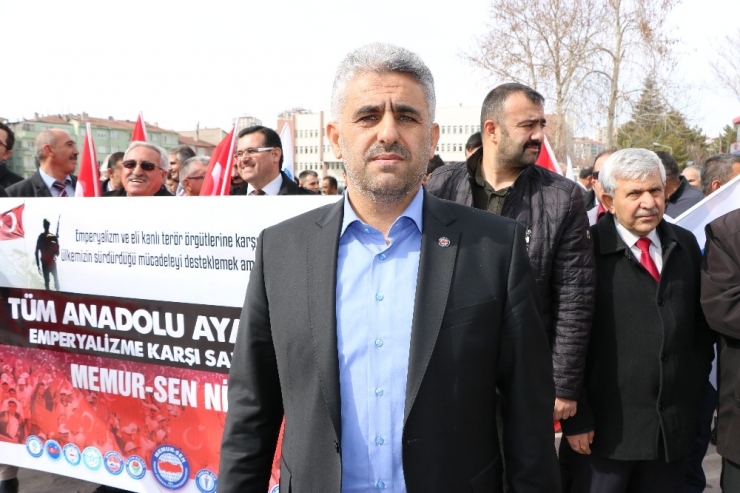 Memur Sen’den Mehmetçiğe Dualı Destek