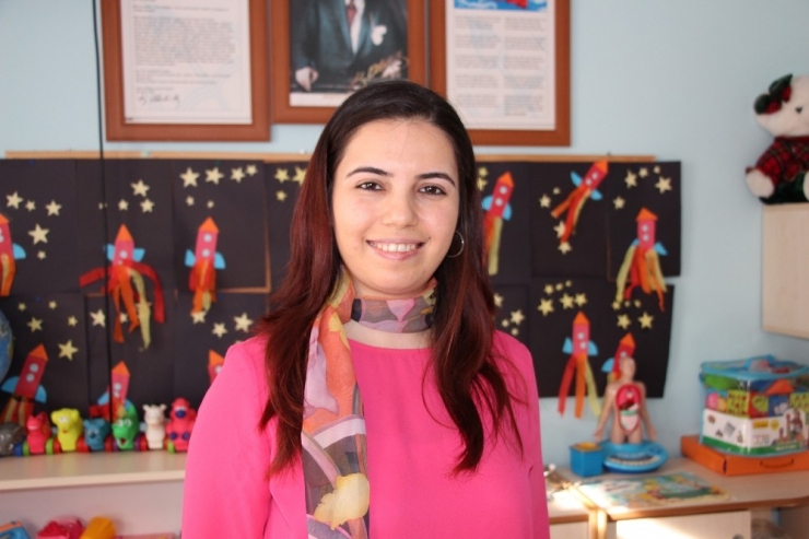 Nurten Öğretmen Dünyanın En İyi 10 Öğretmeninden Biri Oldu