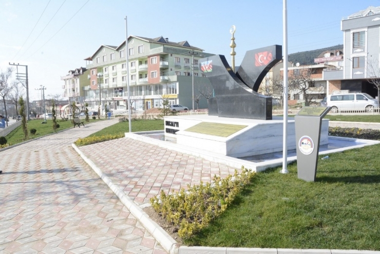 Körfez Hocalı Anıtı Tamamlandı