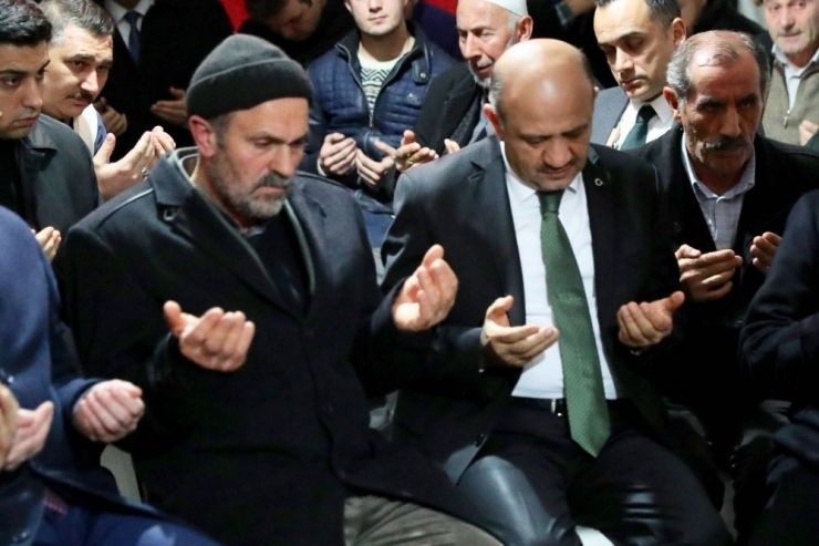 Başbakan Yardımcısı Işık’tan Gebzeli Şehidin Ailesine Taziye Ziyareti