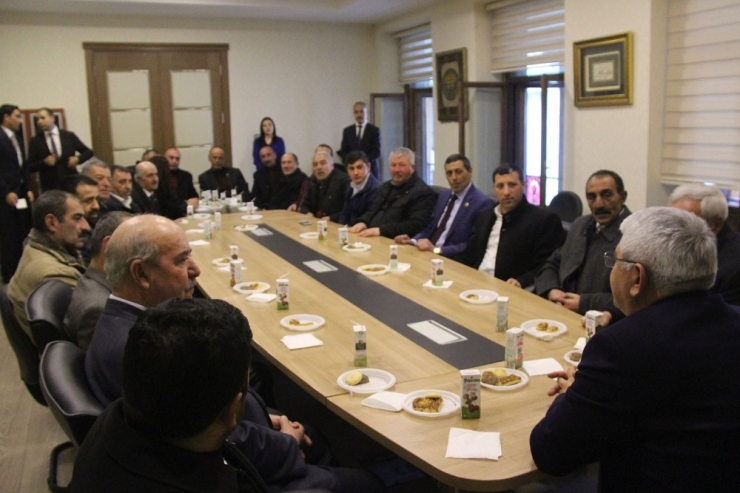 Başkan Kaçanta’dan Muhtarlara Bilgisayar