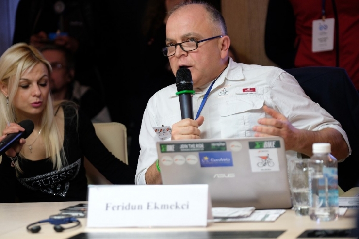 Enverçevko Kış Bisikleti Kongresine Katıldı
