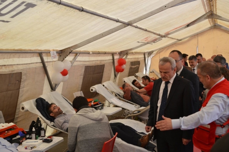 Üç Günde Bin 110 Ünite Kan