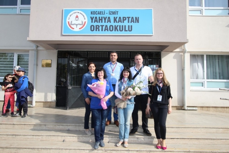 23 Nisan’ın İlk Misafirleri Gelmeye Başladı