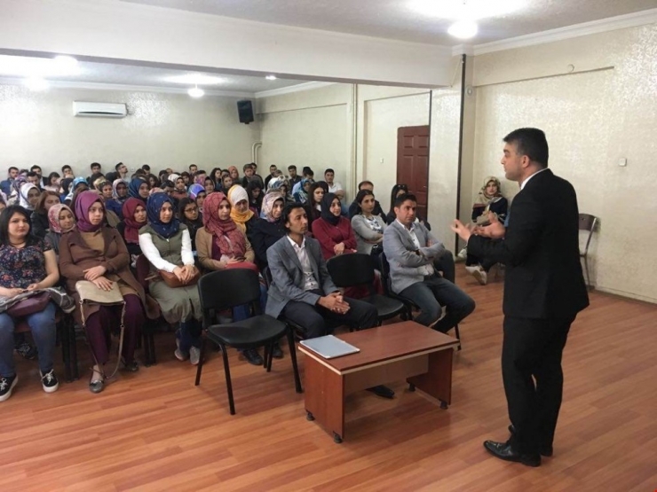 Sason’da Sözleşmeli Öğretmenlere Seminer Verildi