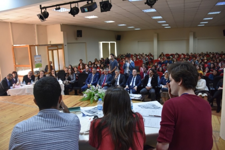 Liseler Arası Münazara Turnuvası