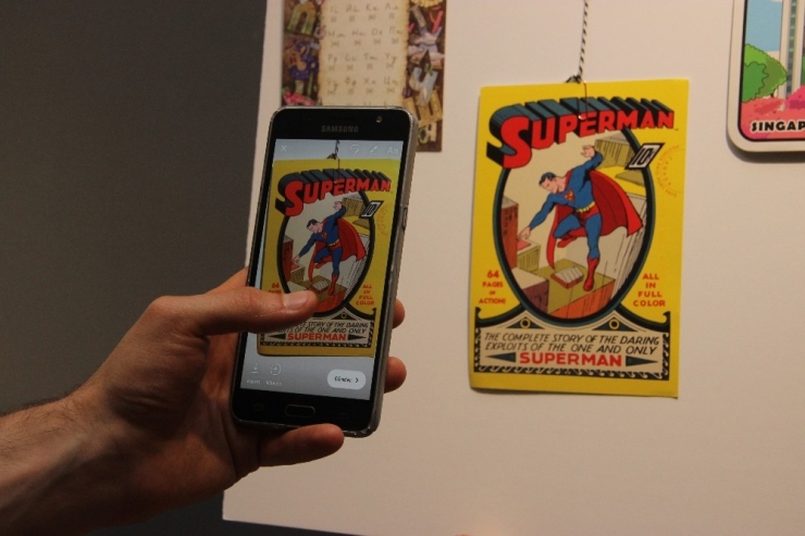 Farklı Ülkelerden İnsanlarla Posta Yoluyla Konuşuyor