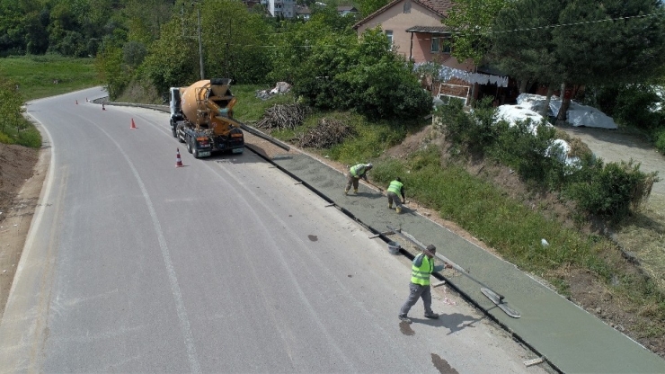 Kocatepe Caddesi Yayalar İçin Güvenli Hale Geliyor