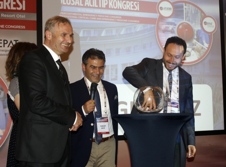 Atuder, Acil Tıp Doktorlarını Yurt Dışına Eğitime Gönderiyor