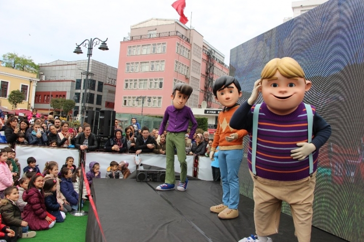 Rafadan Tayfa, Samsunlu Çocuklarla Buluştu