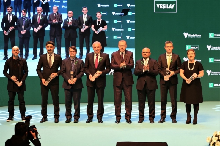 Yeşilay’dan Turkcell’e ‘Sosyal Sorumluluk Ödülü’