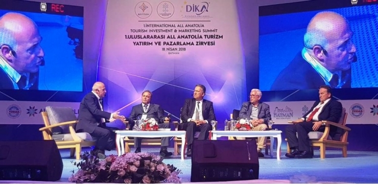 Batman’da Ki 1. Uluslararası All Anatolia Turizm Yatırım Ve Pazarlama Zirvesi’ne Ayvalık’ı Anlattı