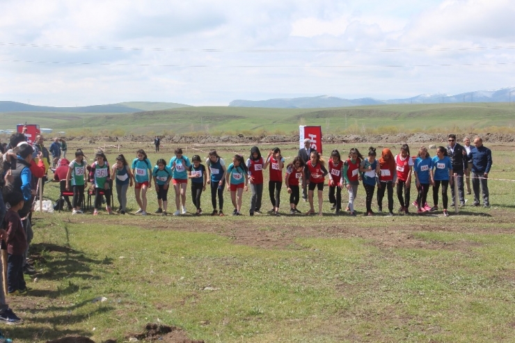 Ağrı’da “Atletizm Geliştirme Projesi” Yarışları Yapıldı