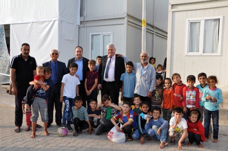 Tümer: "Sığınmacıların Huzurlu Bir Ortamda Dönmelerini Umut Ediyoruz”