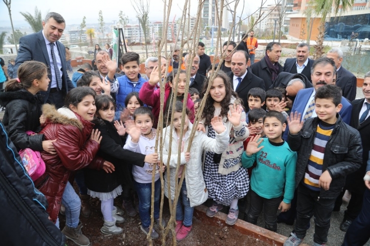 Çiftçi’den 23 Nisan Kutlaması