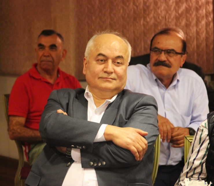 Dünyaca Ünlü Profesörden Beyin Göçü Uyarısı