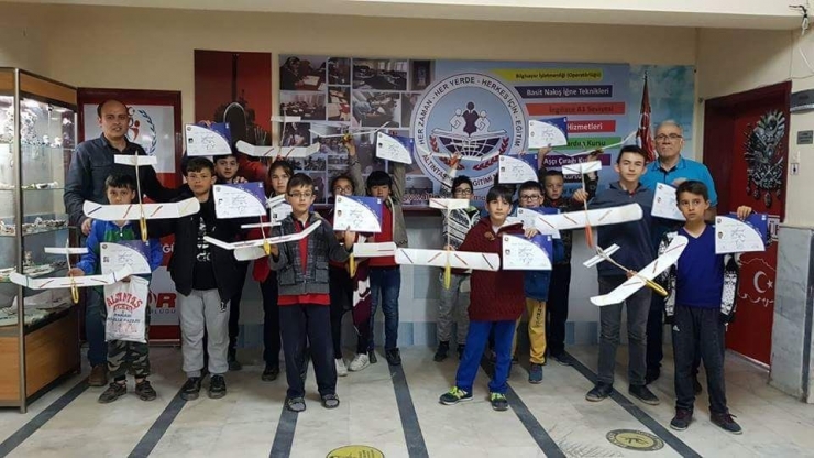 Kursiyerlere Sertifika