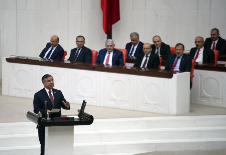 Bakan Yılmaz, Tbmm’deki Özel Oturumda Konuştu