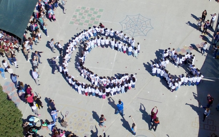 Öğrenciler Ay-yıldız Kareografi Oluşturdu