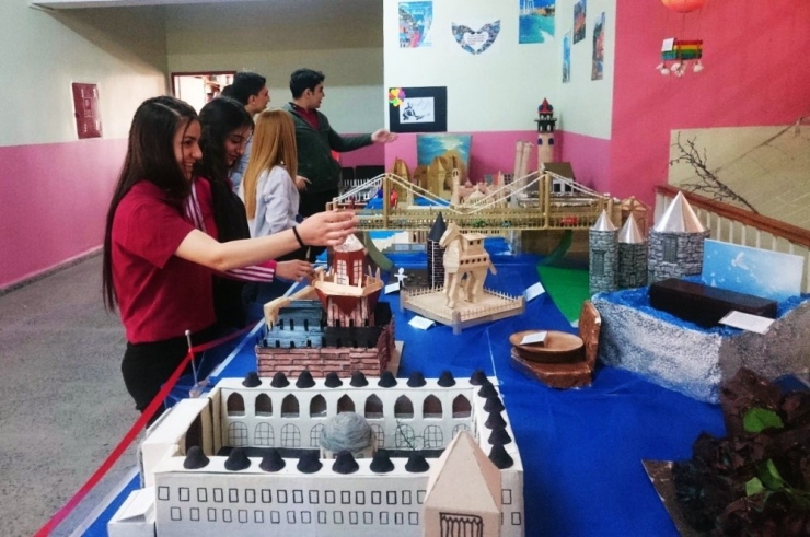 Deliceli Öğrencilerden Maket Sergisi