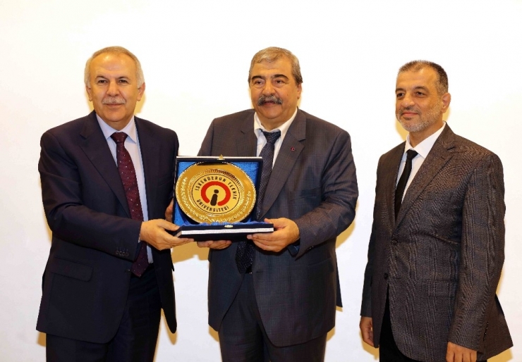 Konukoğlu’ndan Öğrencilere Önemli Tüyolar