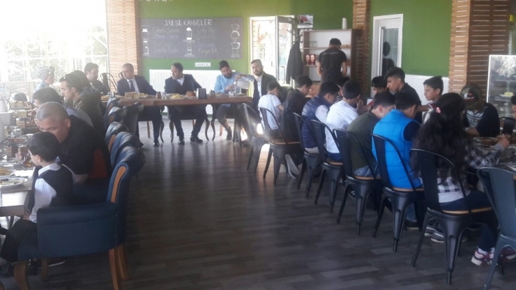 Başkan Yemenici Musul, Kerkük Ve Telafer’den Gelen Çocukları Misafir Etti