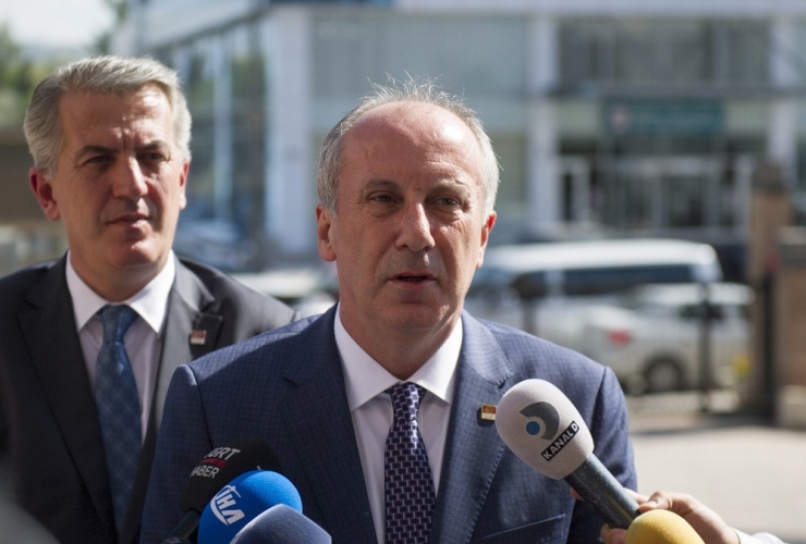 Chp Genel Merkez’inde Kapalı Grup Toplantısı Başladı