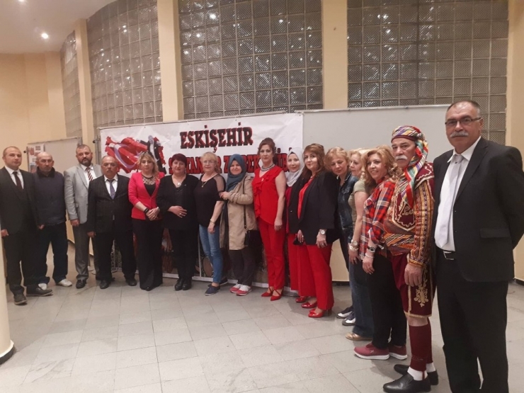 Zeybeklerden Kardeşlik Ve Tanıtım Gecesi Kültür Etkinliği