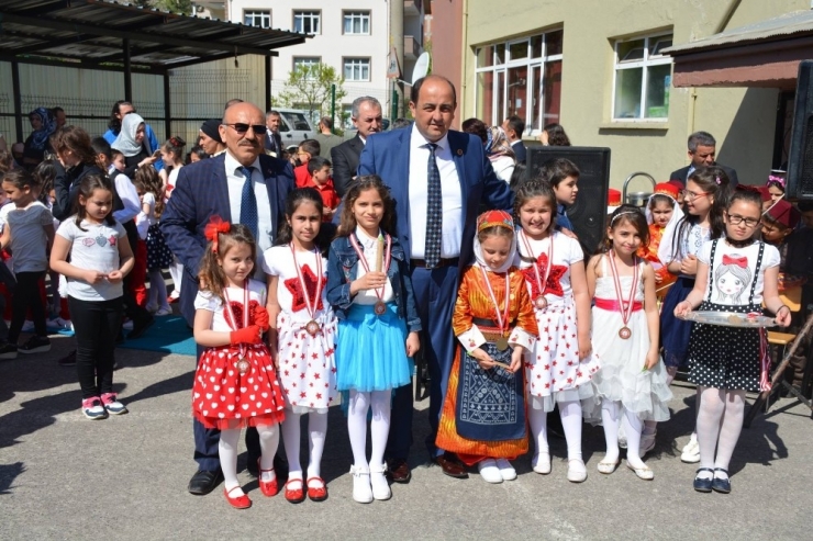 Gülüç’te 23 Nisan Coşkuyla Kutlandı