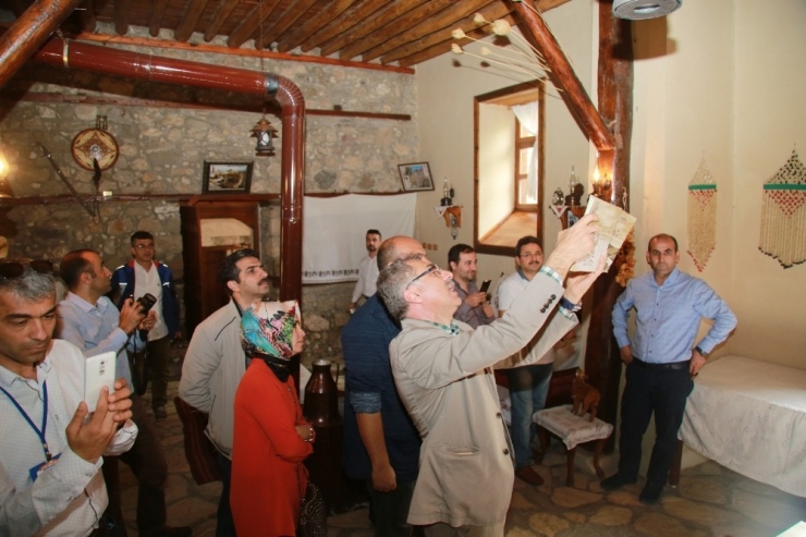 Arkeologlar Harput’u İnceledi