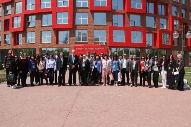 Uluslararası Milenyumda İletişim Sempozyumu 2’inci Gününde