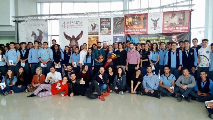 Üniversite Öğrencilerinin Oyunu Kıbrıs’ta Sahnelendi