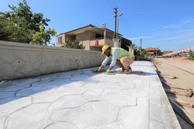 Yayalar Ve Araç Sürücüleri İçin Kullanışlı Yollar