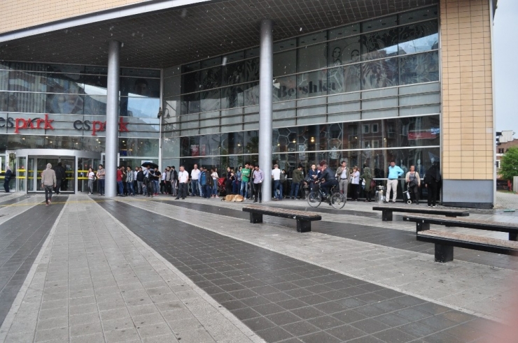 Eskişehir’de Beklenmedik Sağanak Yağış