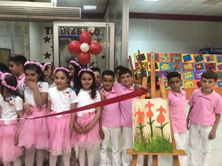 3. Sınıf Öğrencilerinden Resim Sergisi