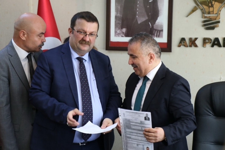 Efsane Takımı Süper Lig’e Çıkartmak İçin Ak Parti’den Milletvekili Aday Adayı Oldu