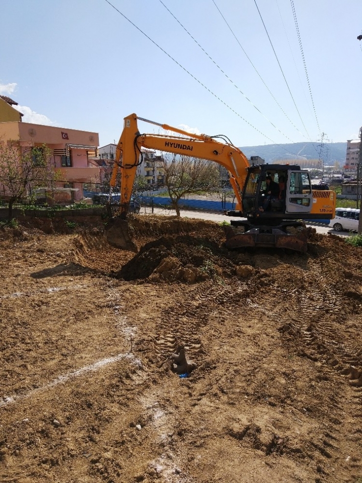 Yeşilova’ya Bin 274 Metrekarelik Park Yapılıyor